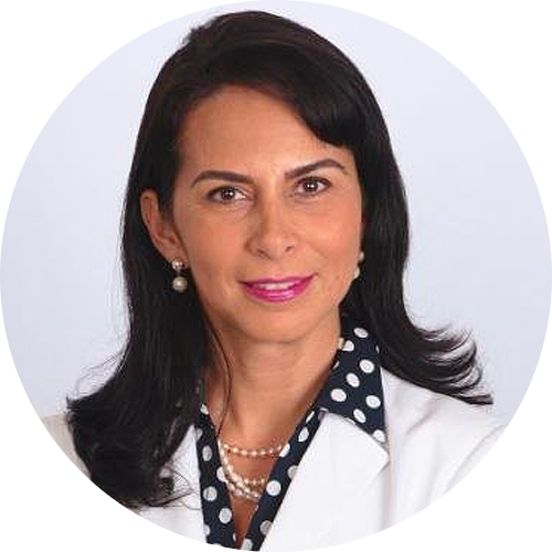 Dra. Claudia Bravata